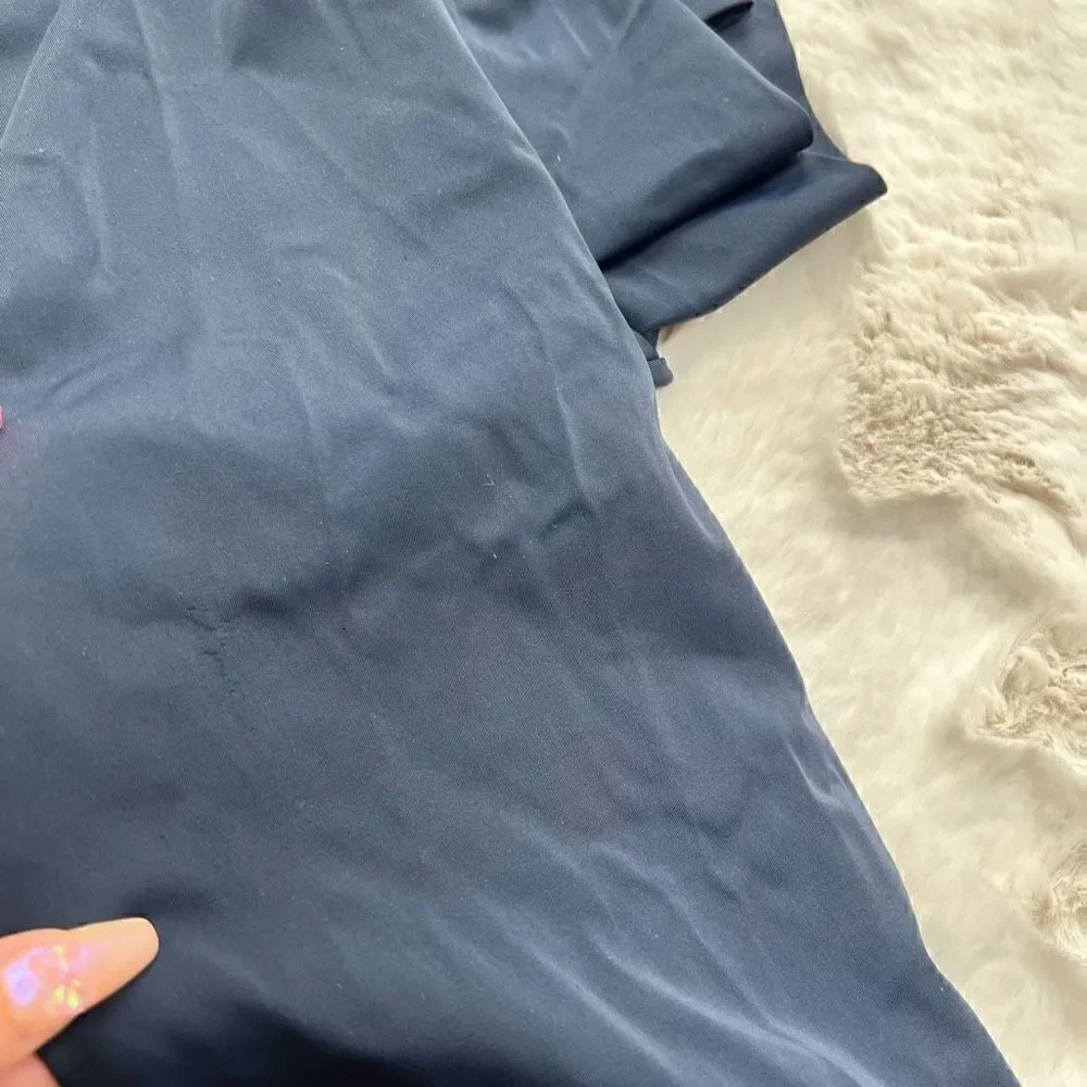 Lands’ End Rashguard swim top long sleeve navy blue girls / kids size XL / 16